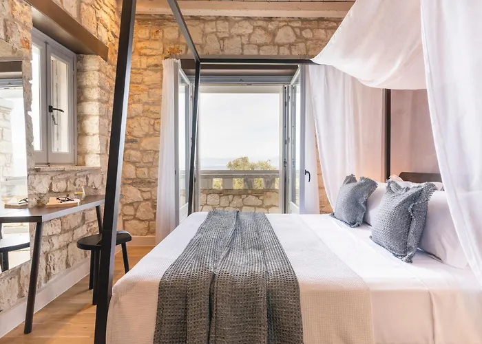 Ionian Stone Luxury In Corfu * Pithos