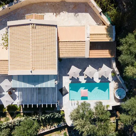 Ionian Stone Luxury In Corfu Вилла *